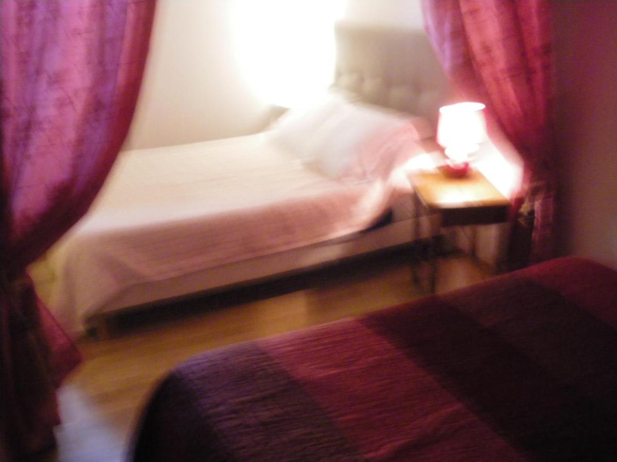 Bed and Breakfast Les Coquillettes Équemauville Esterno foto