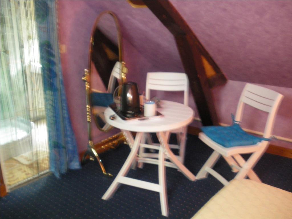 Bed and Breakfast Les Coquillettes Équemauville Esterno foto