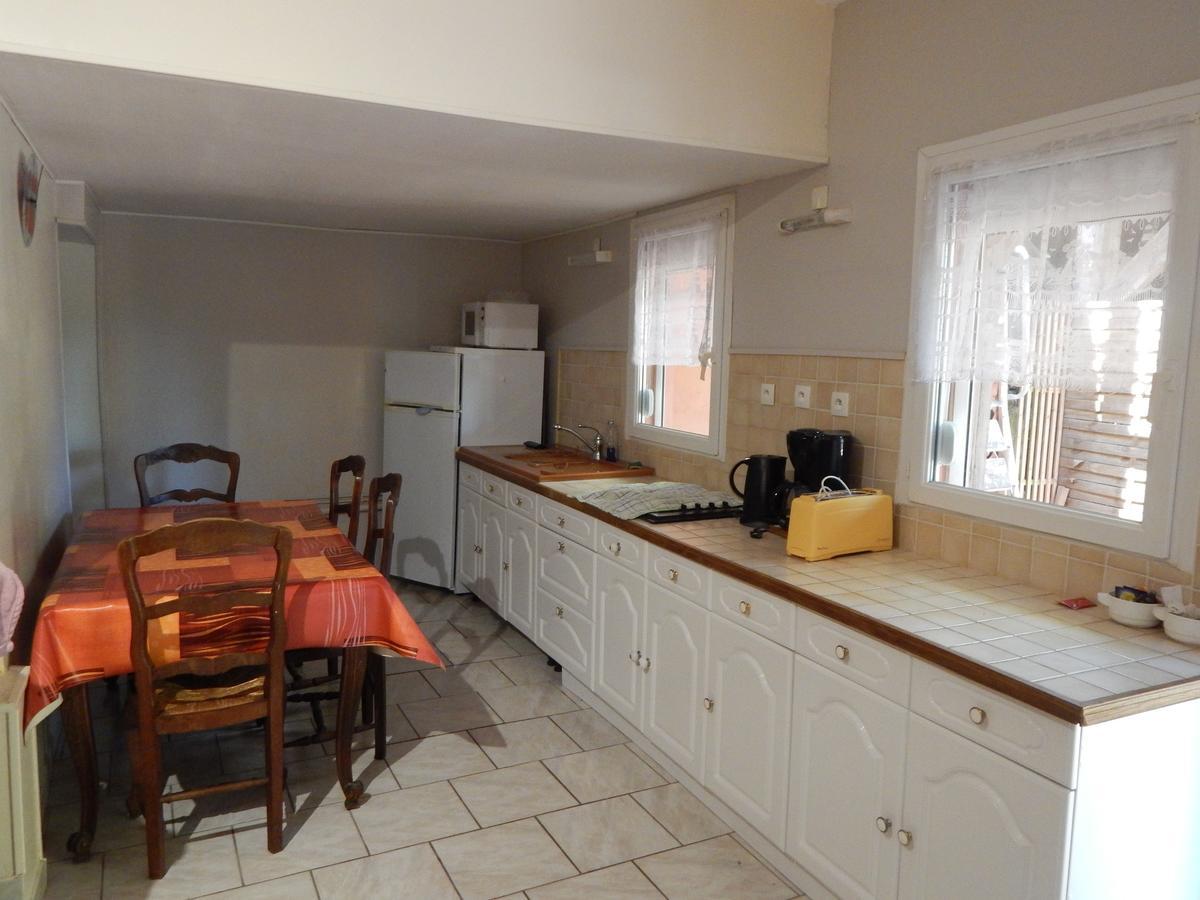 Bed and Breakfast Les Coquillettes Équemauville Esterno foto