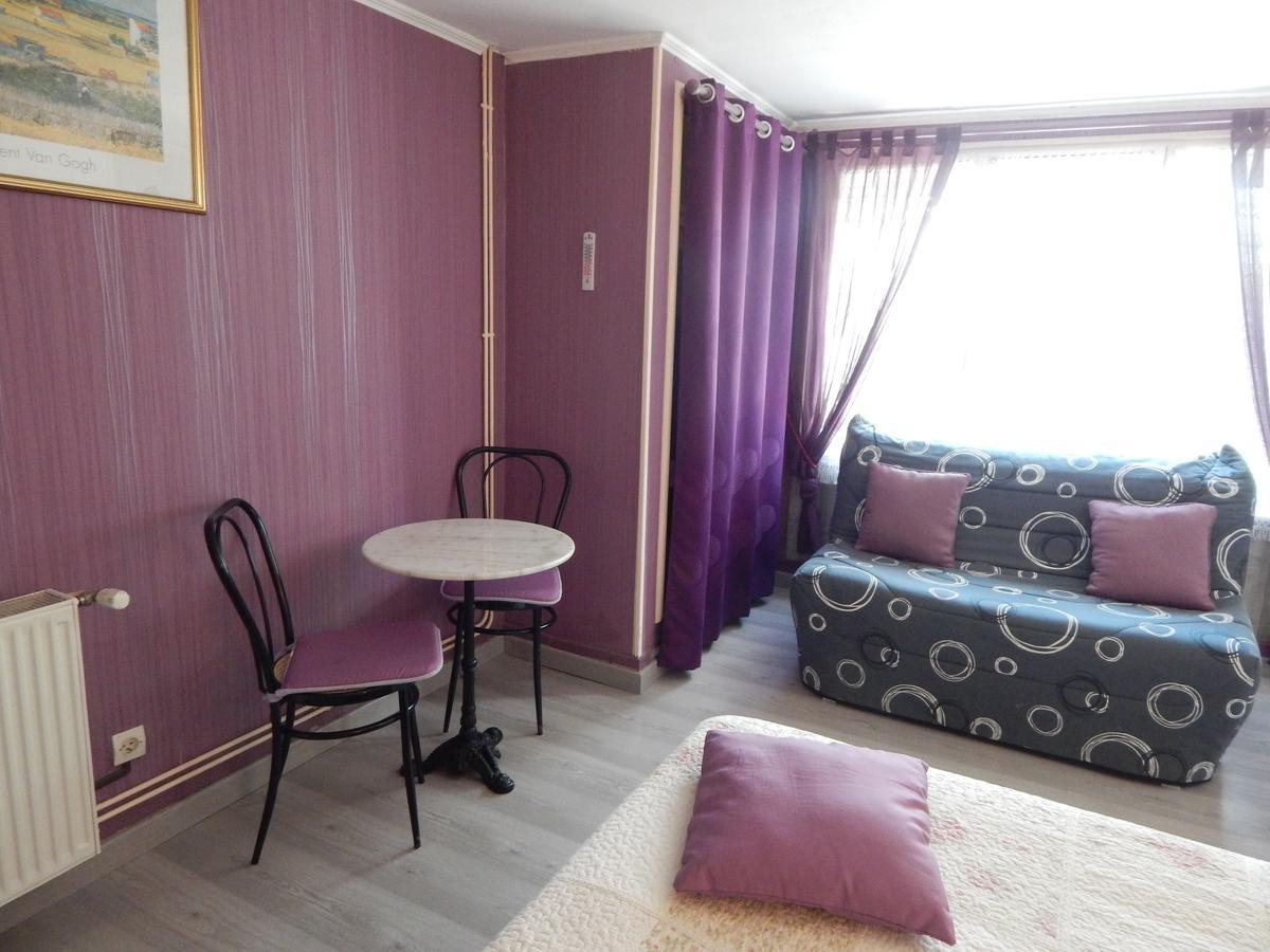Bed and Breakfast Les Coquillettes Équemauville Esterno foto