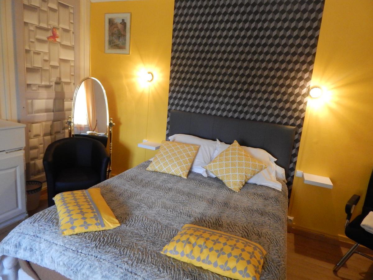 Bed and Breakfast Les Coquillettes Équemauville Esterno foto